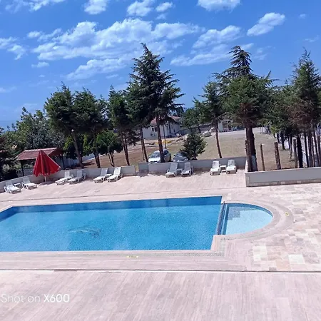 Bayramoglu Hotel *